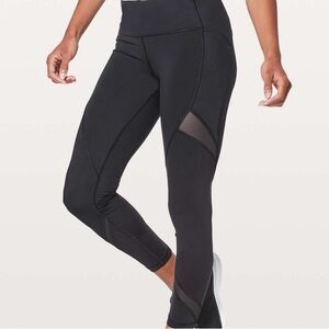 Lululemon Black On Pace Tight 7/8 *25"